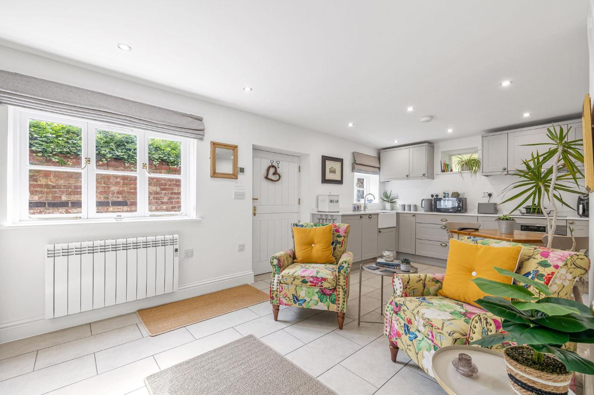 Flower Cottage By Ludlow Castle With Onsite Parking المظهر الخارجي الصورة